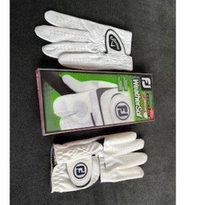 4 Brand New Men's golf gloves
